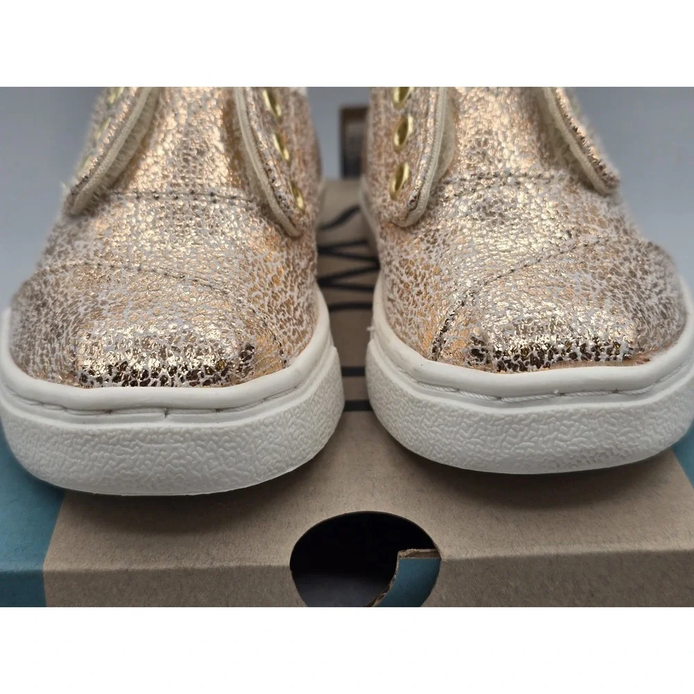 NIB TOMS Tiny Cordones Cupsole Shoes - Color‎ Gold Crackle Foil - Size 5 Toddler
